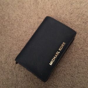 Michael kors wallet navy